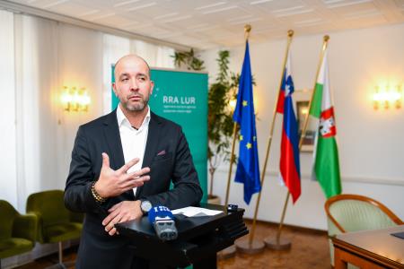 E-kolesa_Regijski sporazum_Miha Tavčar_Nomago_Foto Urša Peršič-4